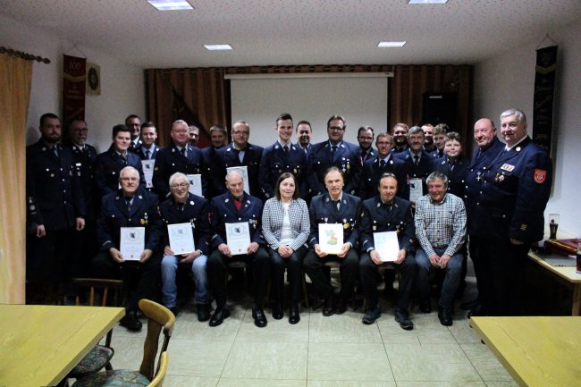 Gruppenbild JHV Leoprechting